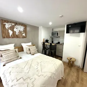 2* Aparthotel A La Buttes Aux Cailles